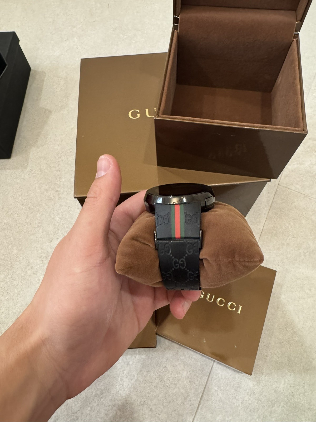 Authentic Gucci I-Gucci 114-2 Digital Black Watch Rubber Band Water-Resistant