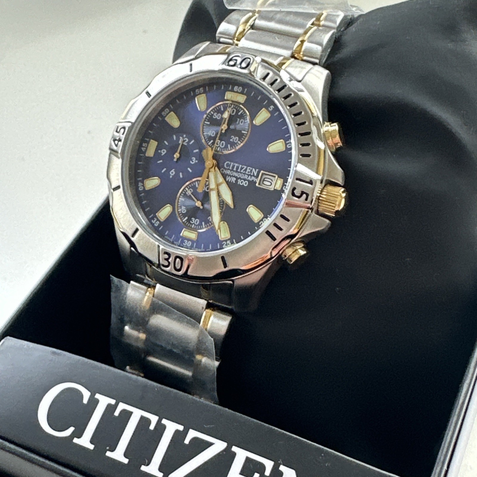 Citizen Men ‘s Classic Chronograph Date Quartz Silver Watch 41 MM AN3394-59L