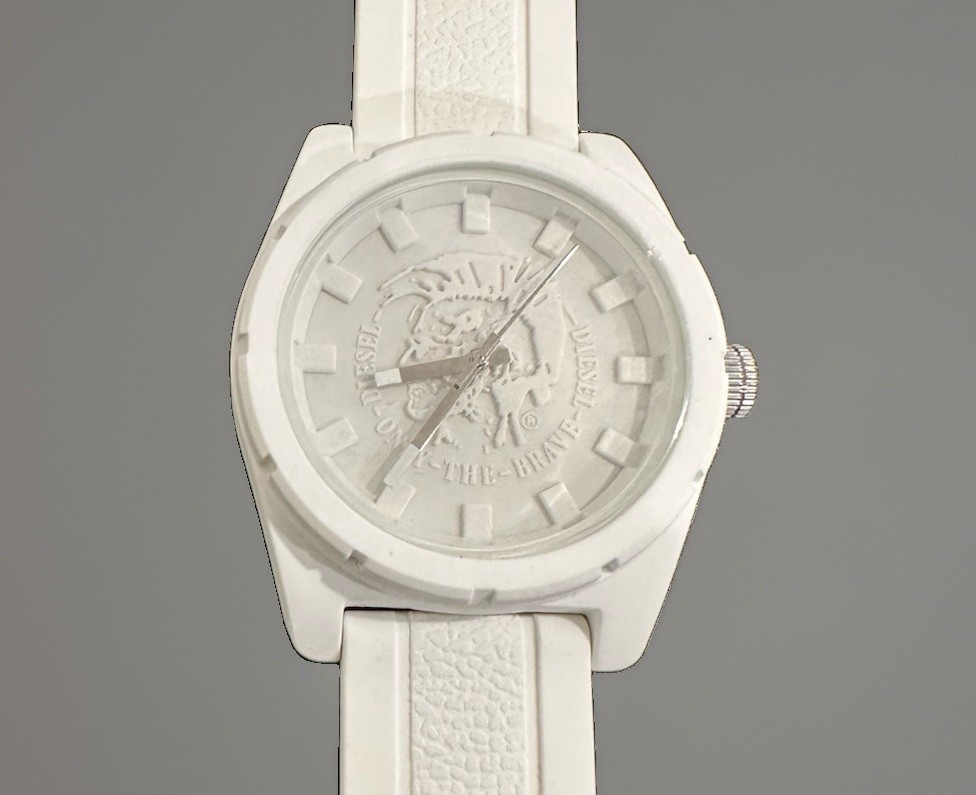 Diesel DZ-1590 White Logo Dial With All White Rubber Band (NEW NO BOX)