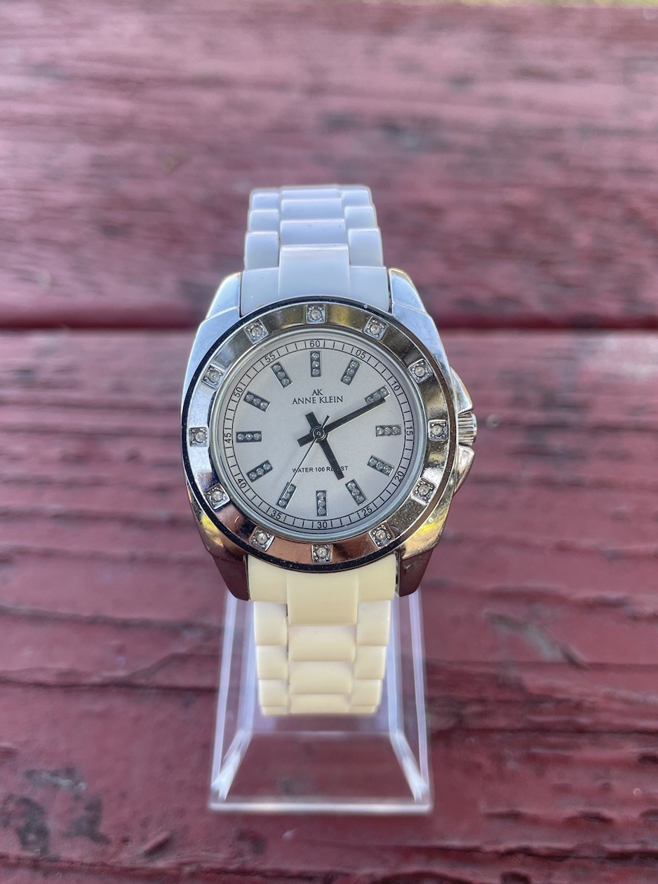 ANNE KLEIN 10/9179 White-Tone Quartz Analog Women’s Watch Sz. 6 3/4″ New Battery