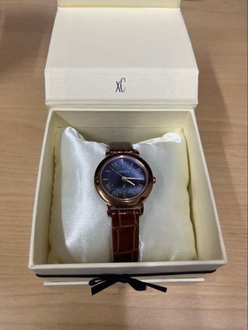 [Excellent Condition] CITIZEN xC ES9442-04W Eco-Drive Watch