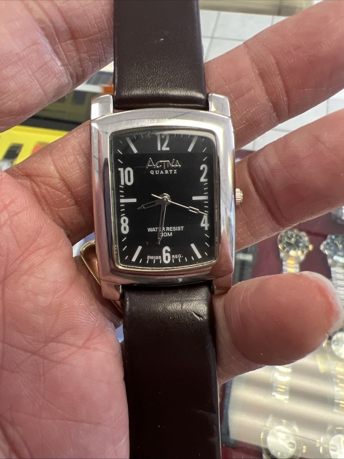 ACTIVA Swiss Tonneau Watch Leather Strap Water Resist 30M SM455(Good Condition)!