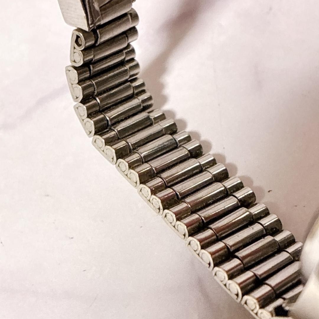 Working condition, as-is condition: Seiko 21-jewel SeikoMatic vintage wristwatch