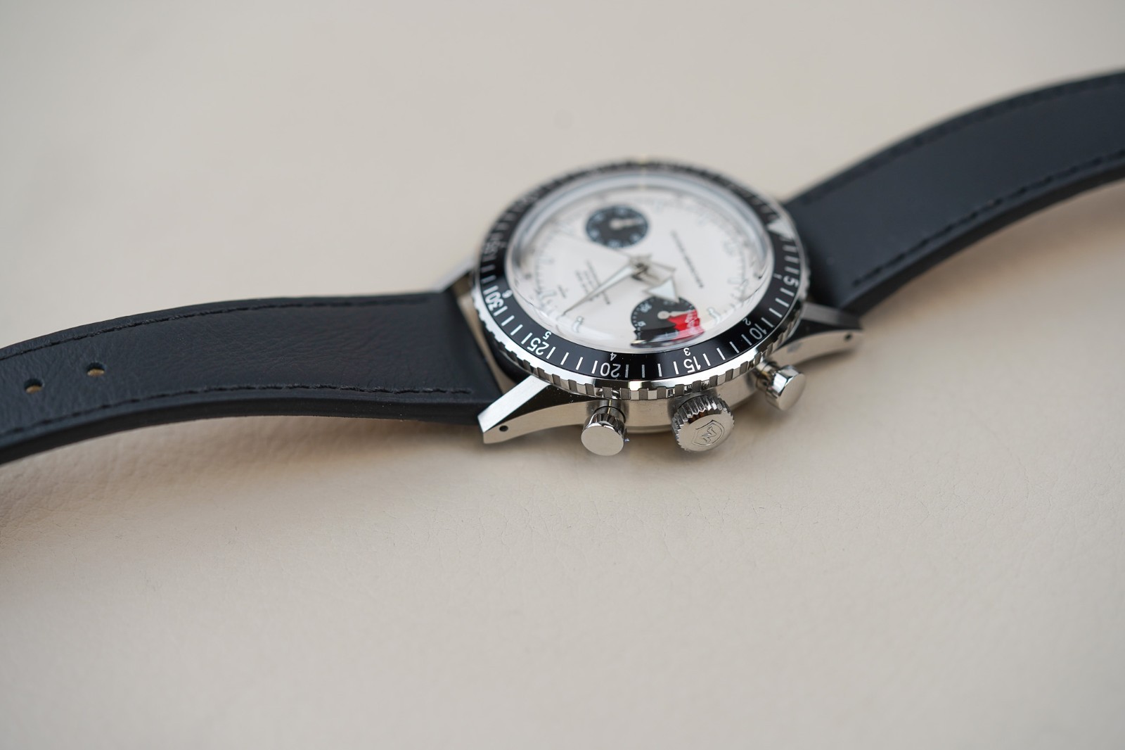 Nivada Grenchen Chronomaster White Panda Inter.Bezel 86010WM03LC Men’s Watch