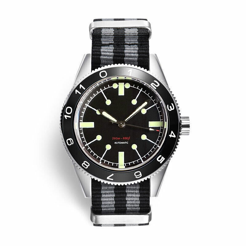 41mm Sapphire Glass Black Sterile Dial Japan NH35A Auto Men Watch Green Luminous