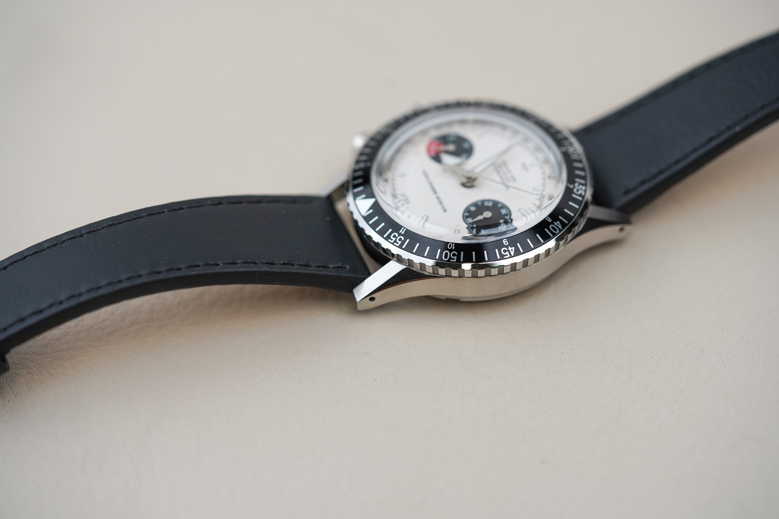 Nivada Grenchen Chronomaster White Panda Inter.Bezel 86010WM03LC Men’s Watch