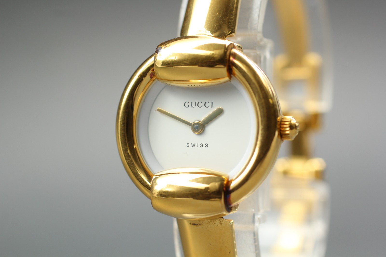 GUCCI 1400L Gold 25mm White Dial Quartz Womens Watch EXC+++++ From JAPAN