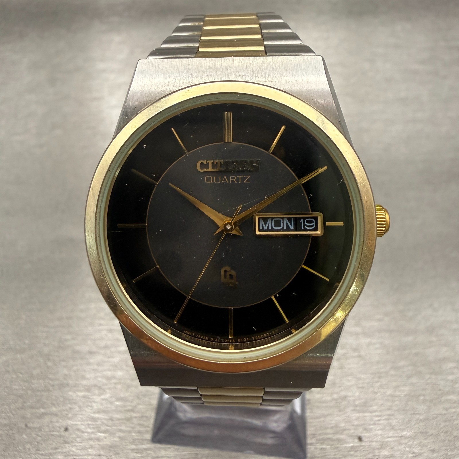 Citizen CQ Watch Men 34mm Black Dial Two Tone Daydate Round 6101-T15588 New Batt