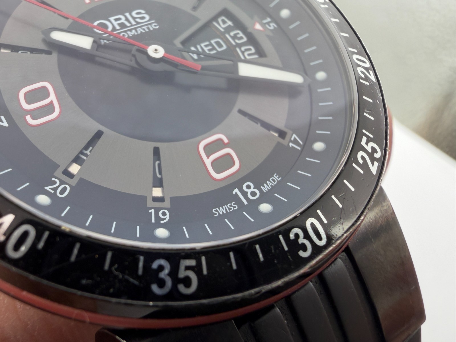 ORIS 7634-47 Williams F1 Team Automatic Day/Date Cal ORIS 735 – 44 mm