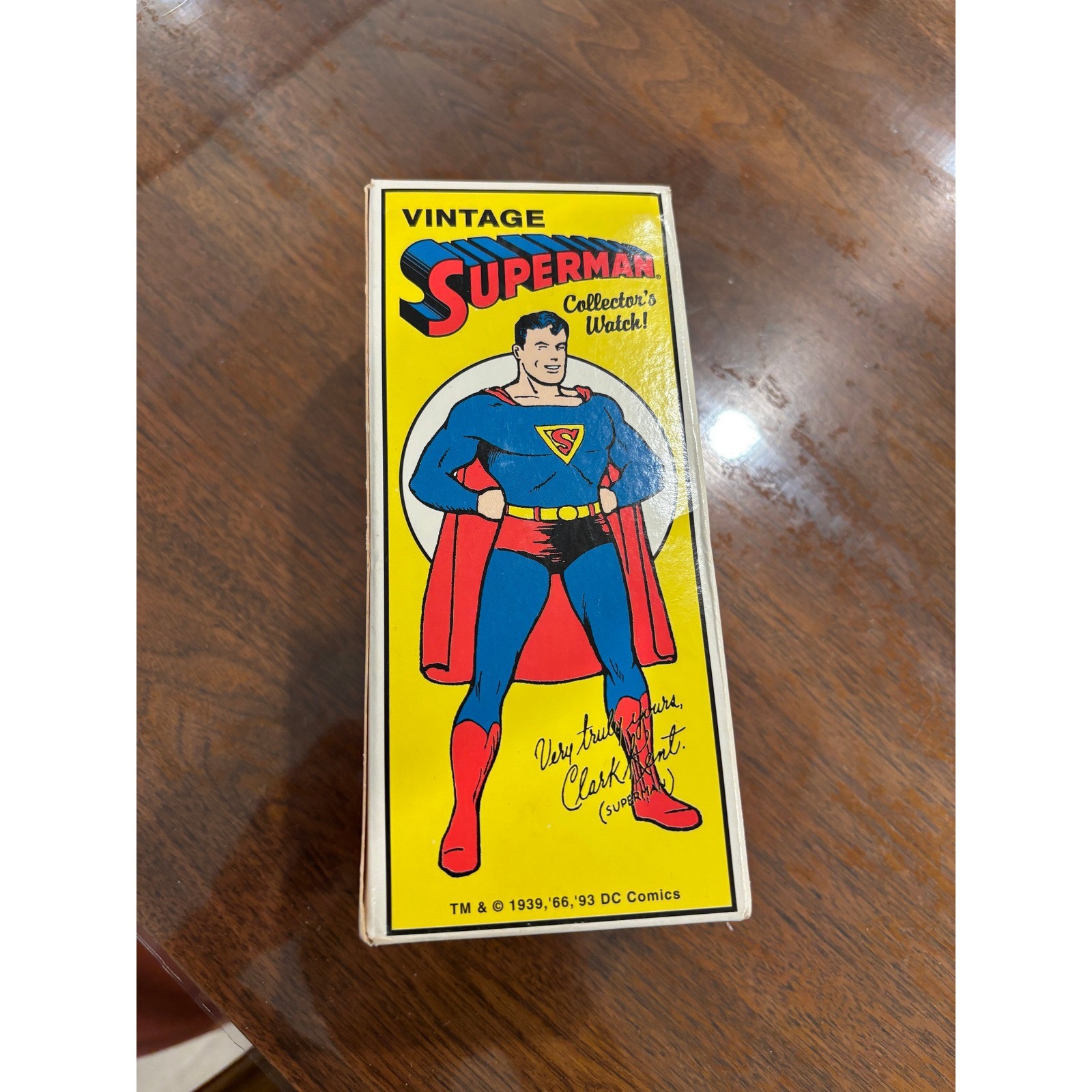 Vintage Superman DC Comics Character Watch Silver Tone Case Black Leather Strap