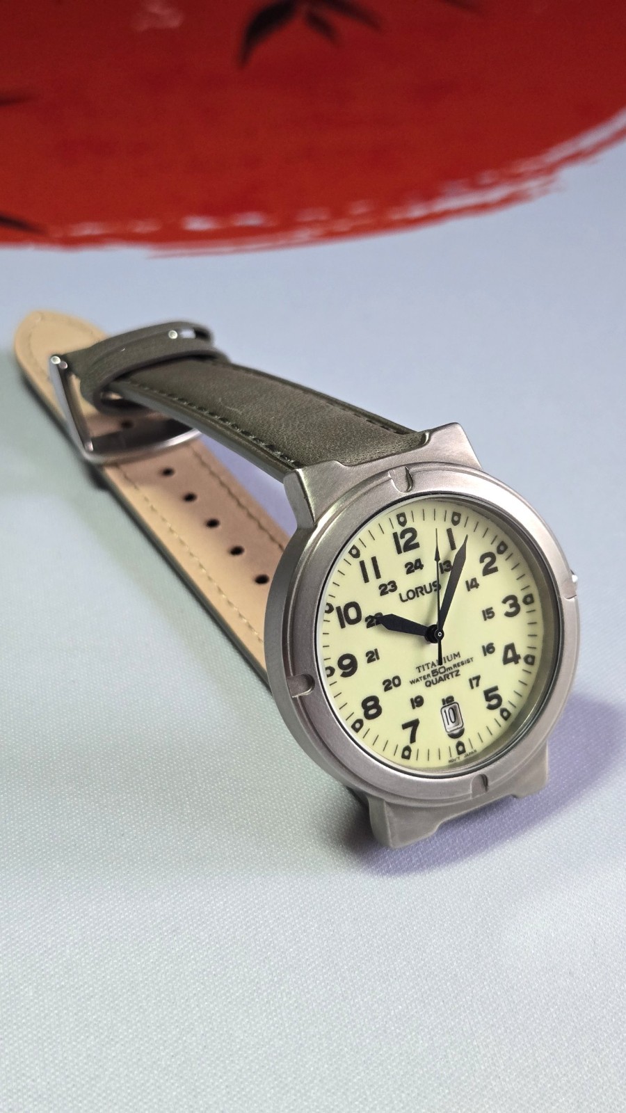 Lorus Men’s Titanium Quartz Field Watch – New Mineral Crystal & Strap – Mint