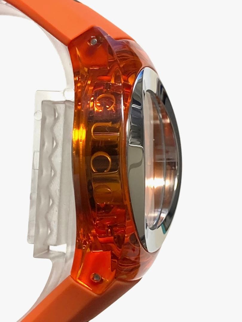 Complete Accessories GUCCI Gucci SYNC 137.3 Unisex Watch