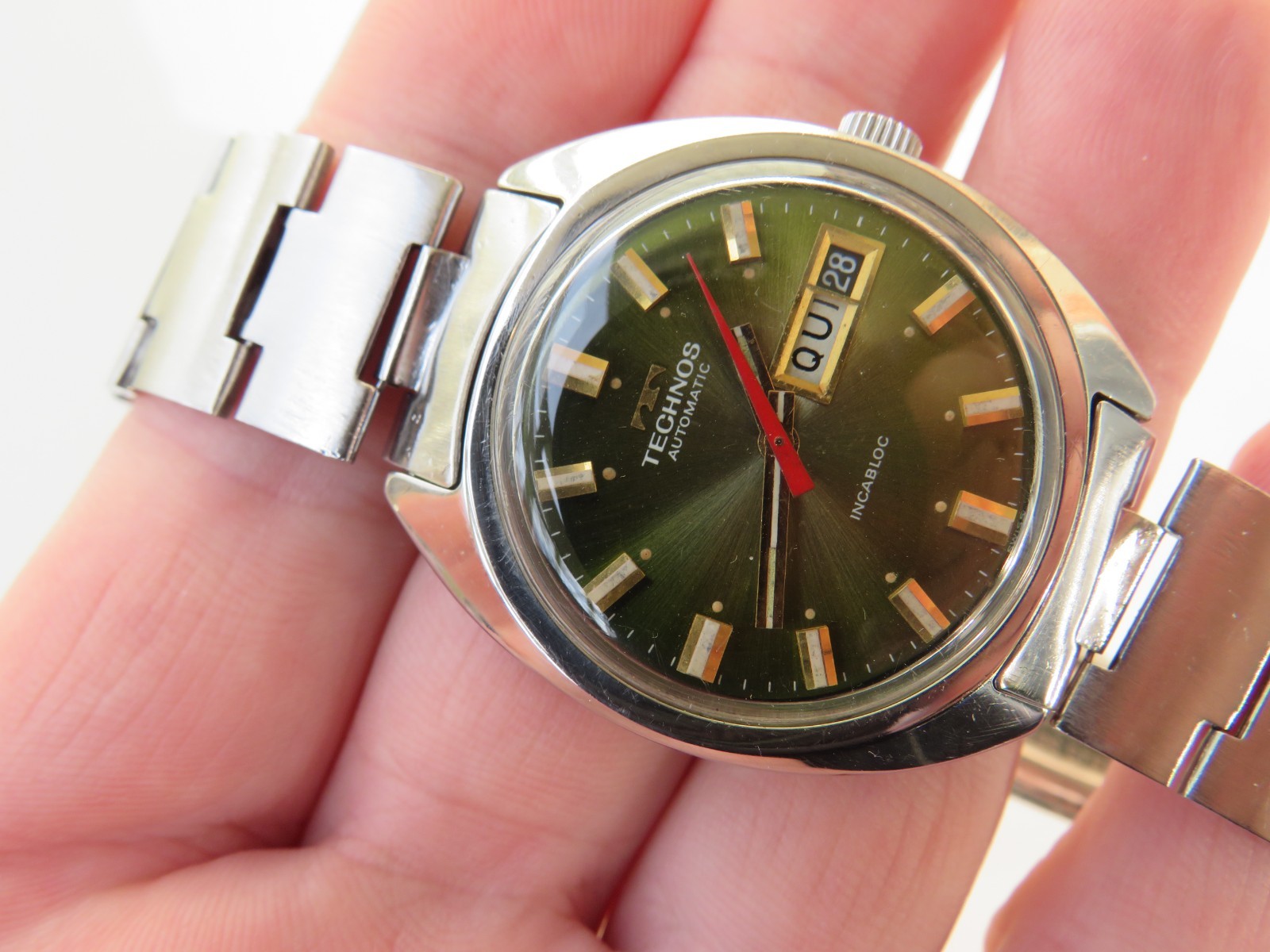 Vintage men’s automatic wristwatch TECHNOS ETA 2789 Green dial works