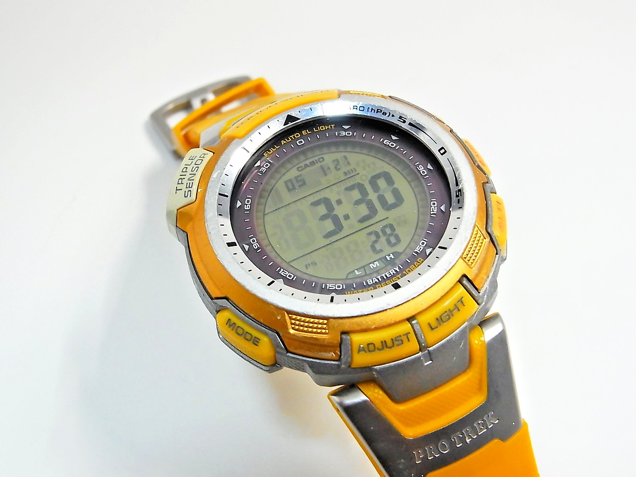 Working Casio Men’s Watch Yellow Pro Trek PRG-110CJ Tough Solar Triple Sensor