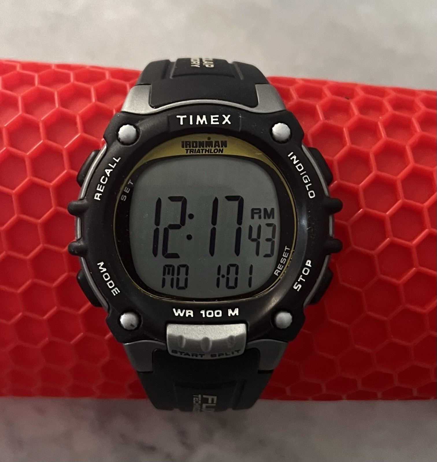 Timex T5E231 Ironman Triathlon Indiglo Flix 100 Lap 100 meters New Battery