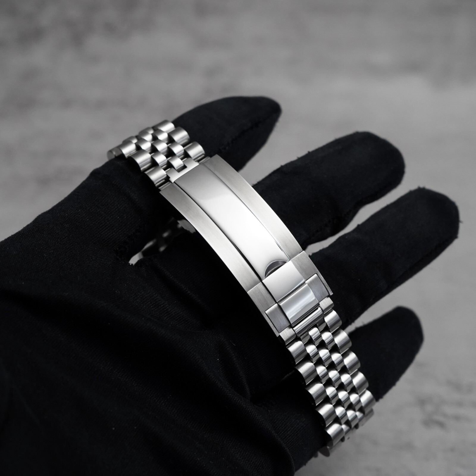 40mm Black Custom Sub Style Mod Watch NO LOGO w/ Jubilee & NH35 Automatic