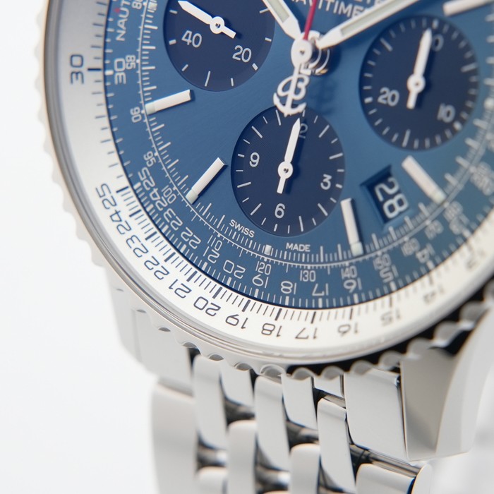 BREITLING Navitimer B01 Chronograph 43 AB0121211C1A1 Box/Paper