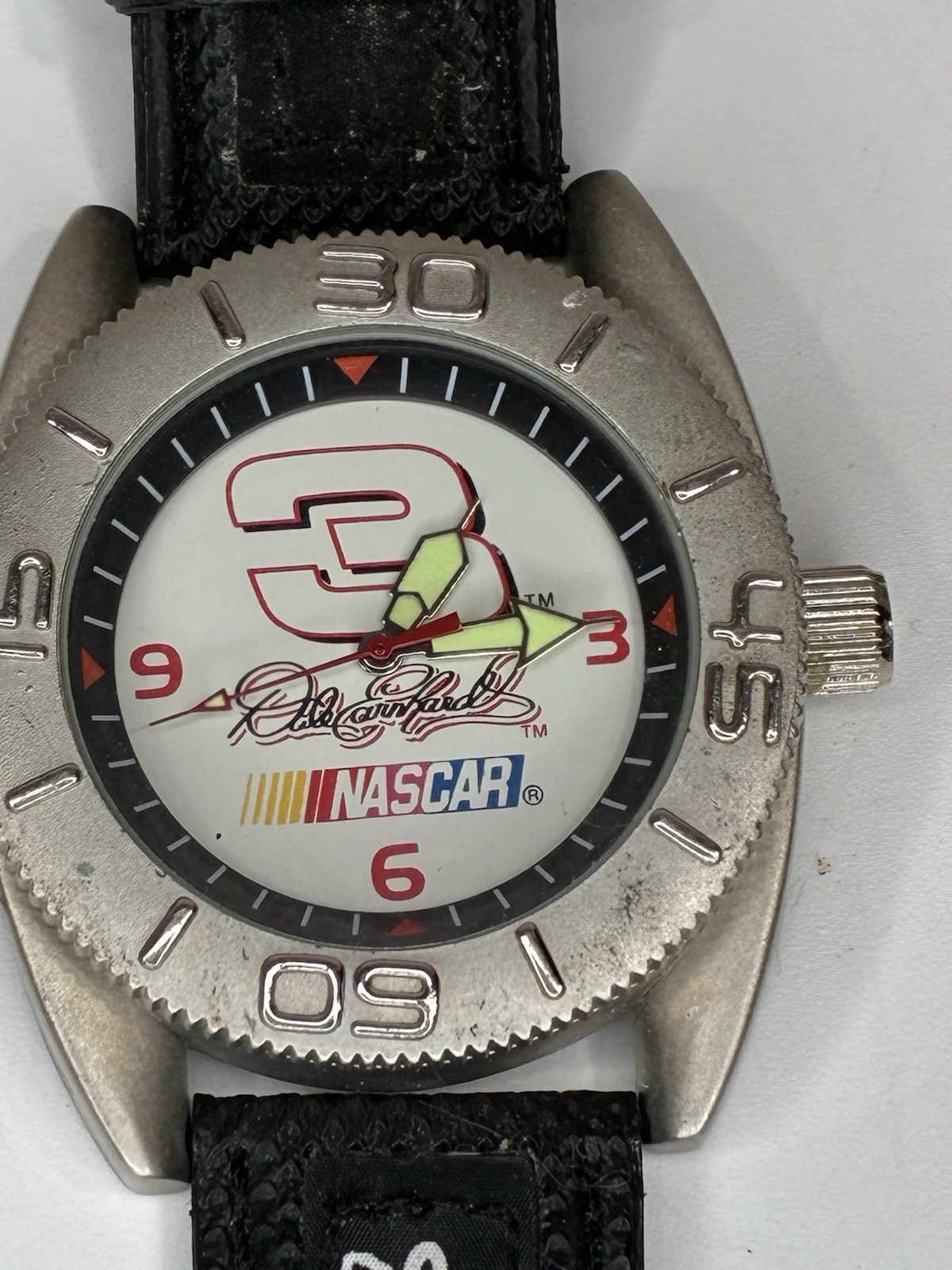 Dale Earnhardt Nascar Logo Watch White Dial Black Leather Band B