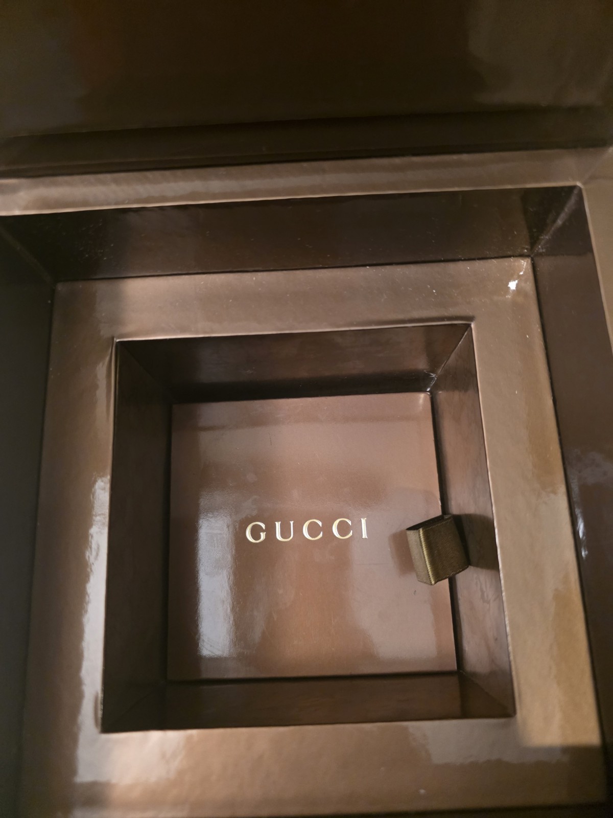 Authentic Gucci Twirl Bangle Watch With Classic GG Logo