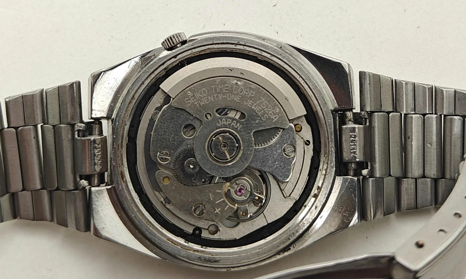 Vintage Seiko 5 Automatic White Dial –2003, Japan-M | Ref 7S26| 21Jewels