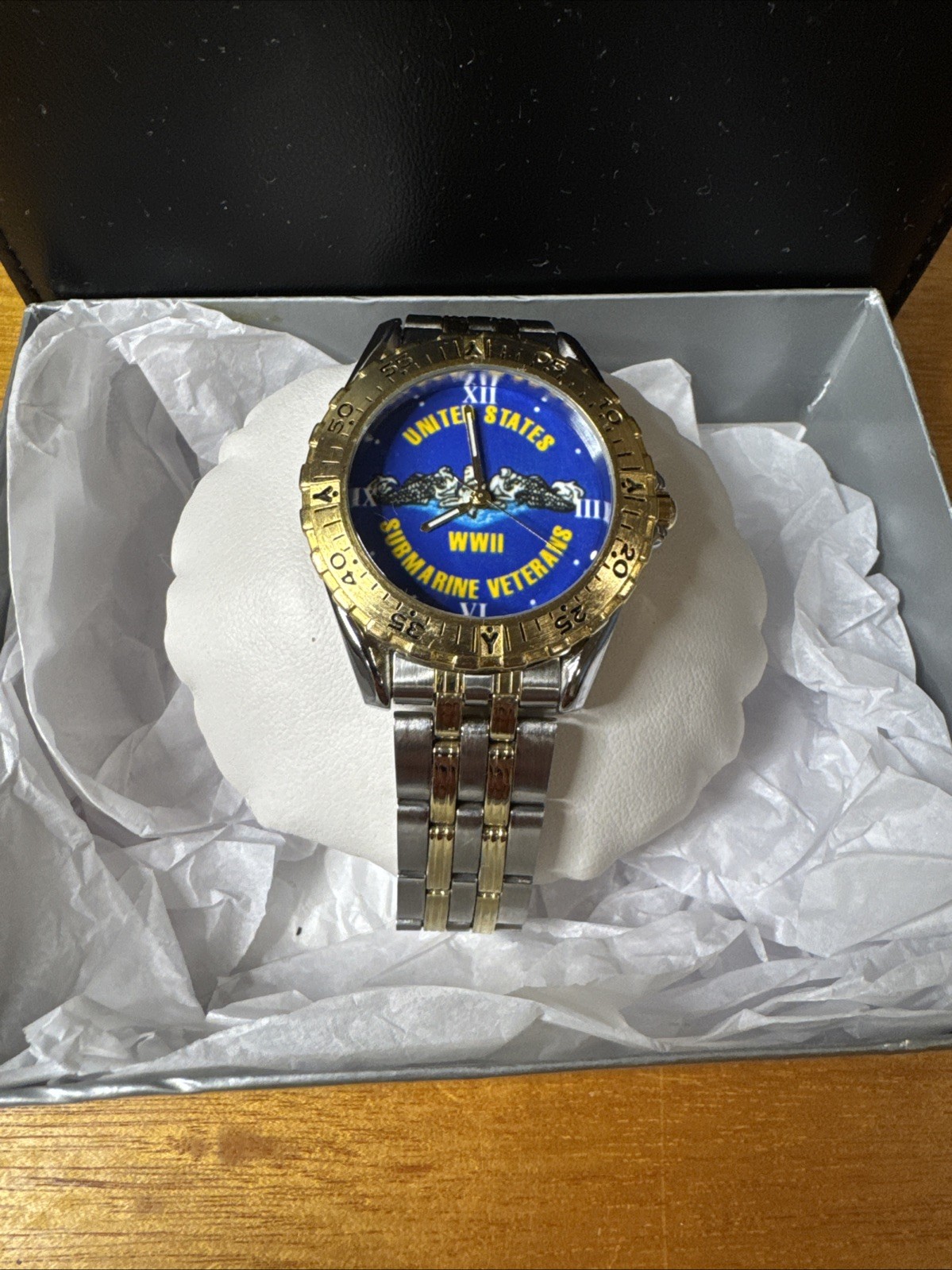 Vintage United States WWII Submarine Veterans Gold And Silver Tone Watch. Works