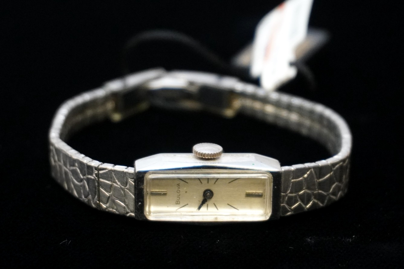8mm x 24mm Ladies Bulova 17J Watch