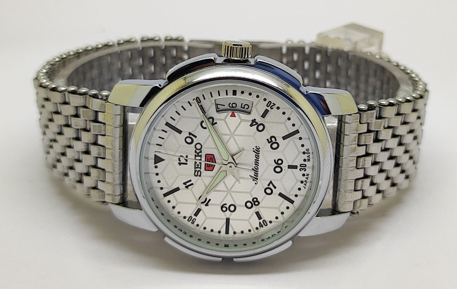 Refurbished Automatic Men’s Watch Day Date | Classic Vintage Style | Steel Strap