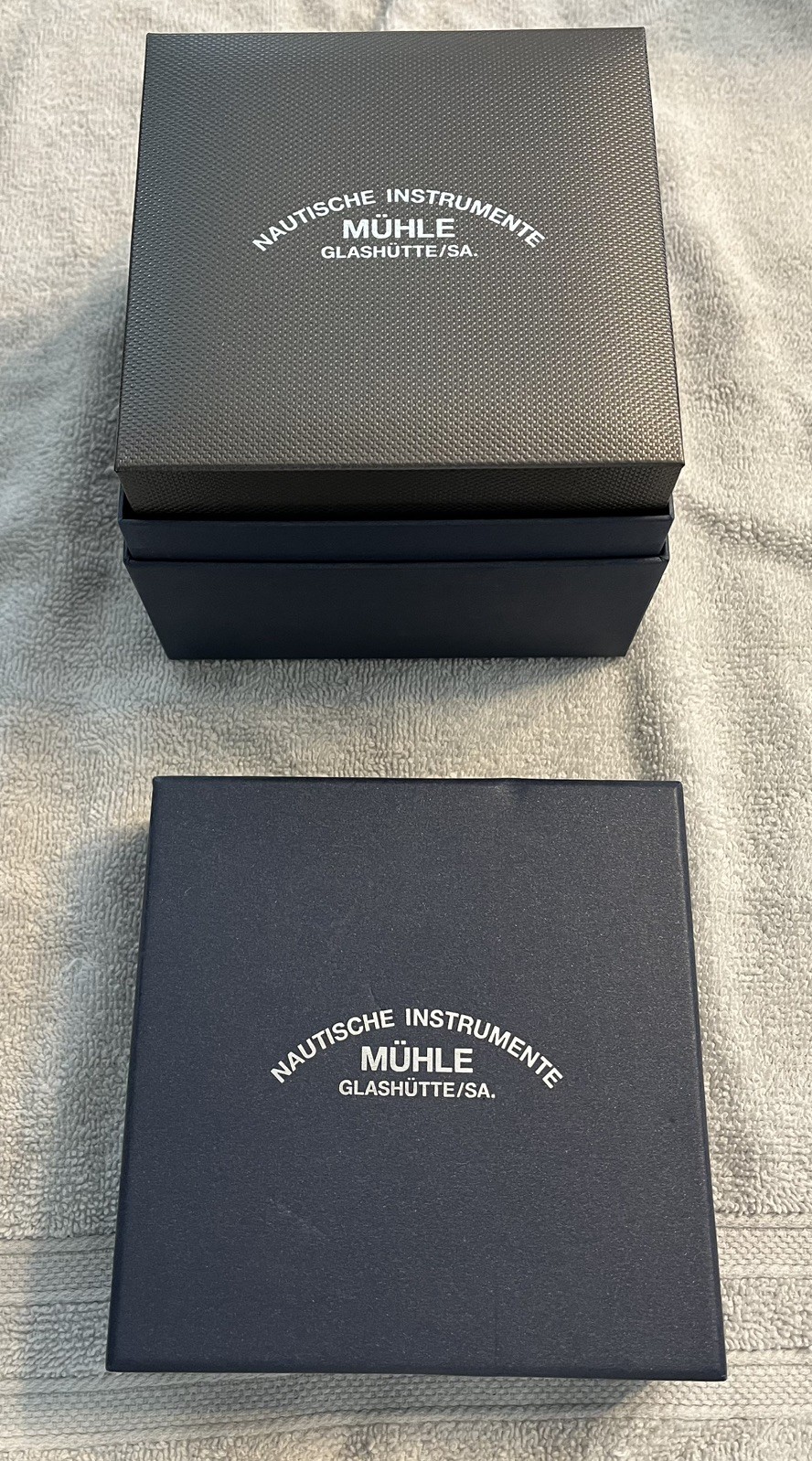 Muhle Glashutte- Sea-Timer BlackMotion (Made In Germany)
