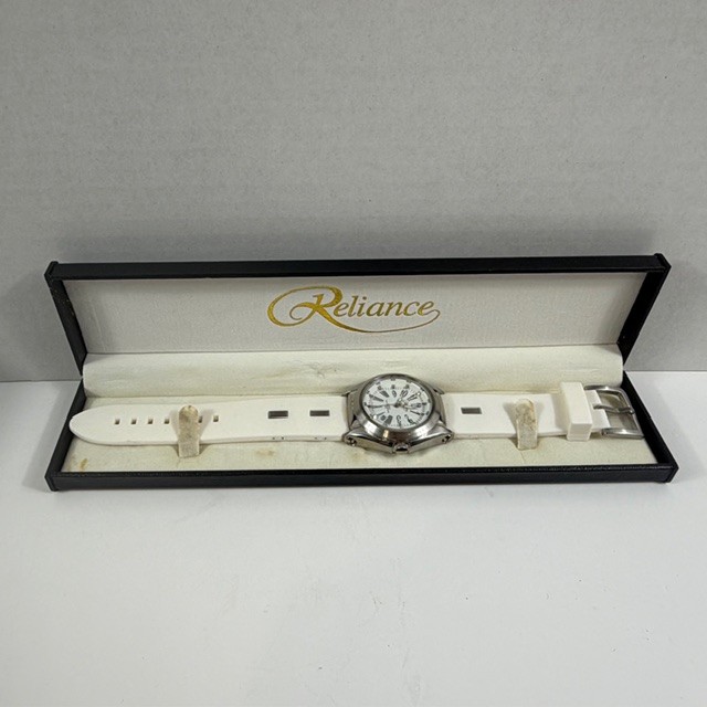 Reliance Quartz Watch White Dial Roman Numerals Date White Silicone Band Unisex