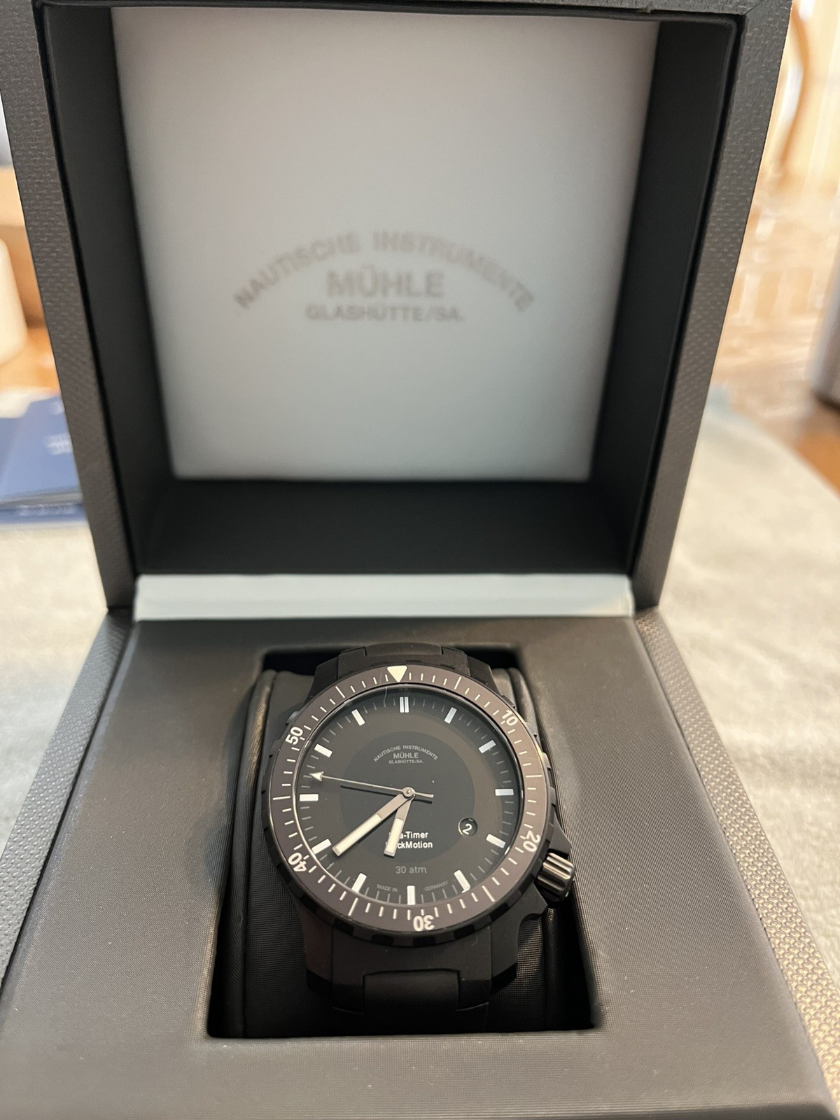 Muhle Glashutte- Sea-Timer BlackMotion (Made In Germany)