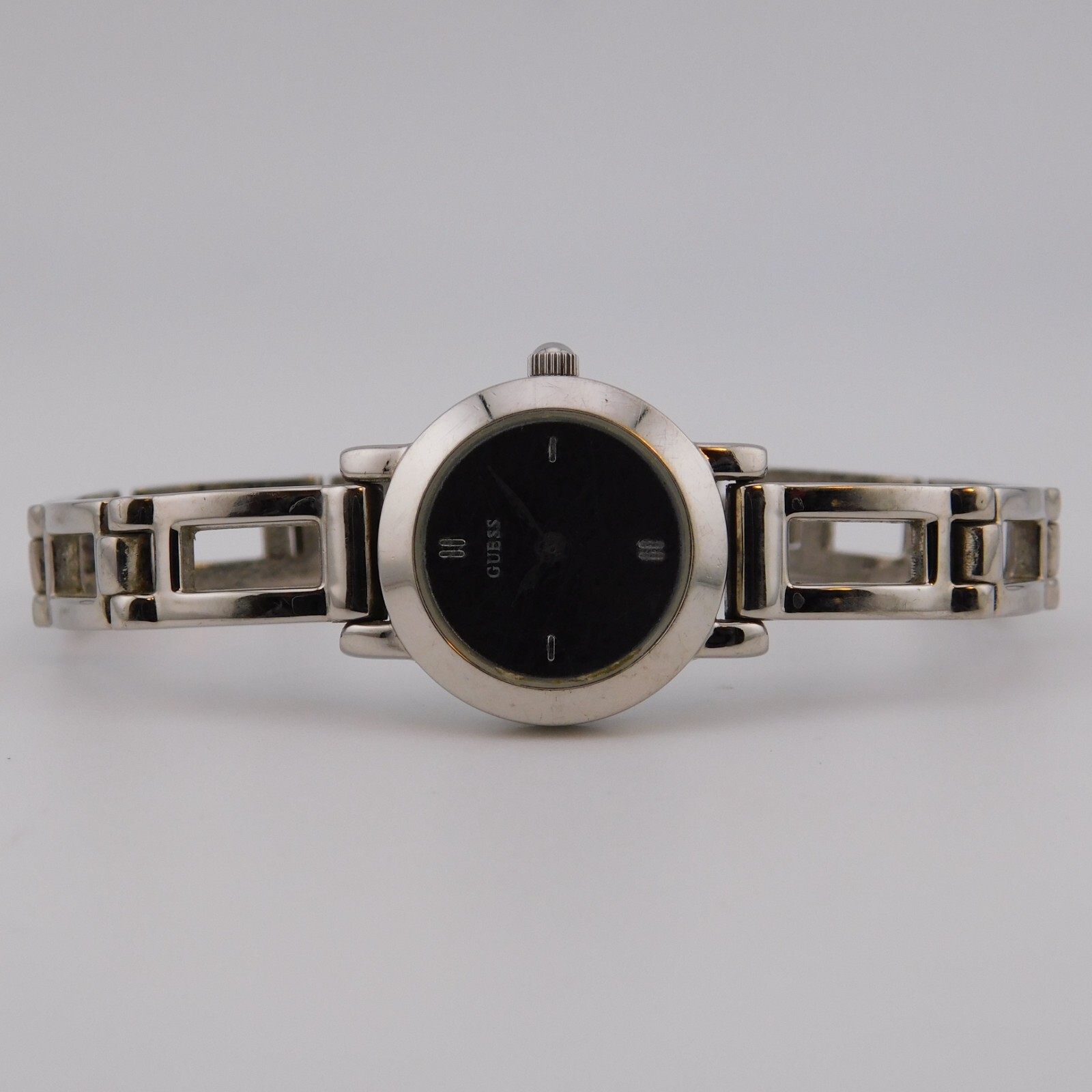 GUESS G55100L Silver Tone Quartz Analog Women’s Watch Sz. 6 1/4″ New Battery