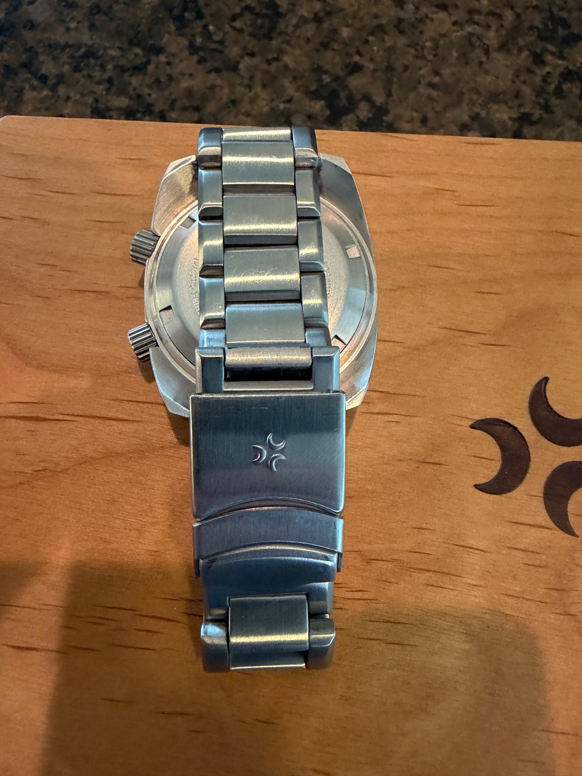 First Generation Halios Laguna Dive Watch (500 meters)