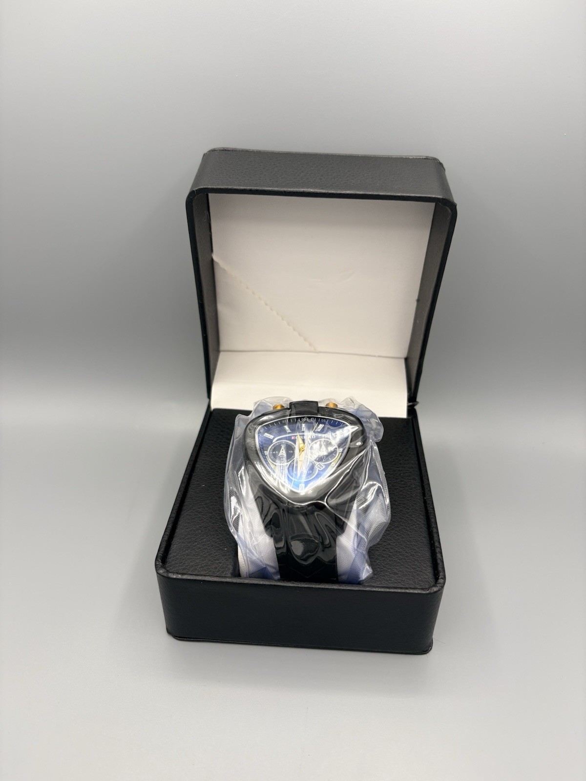 FORRAD Men’s Triangle Shield Watch Blue Dial Black Silicone Strap New In Box