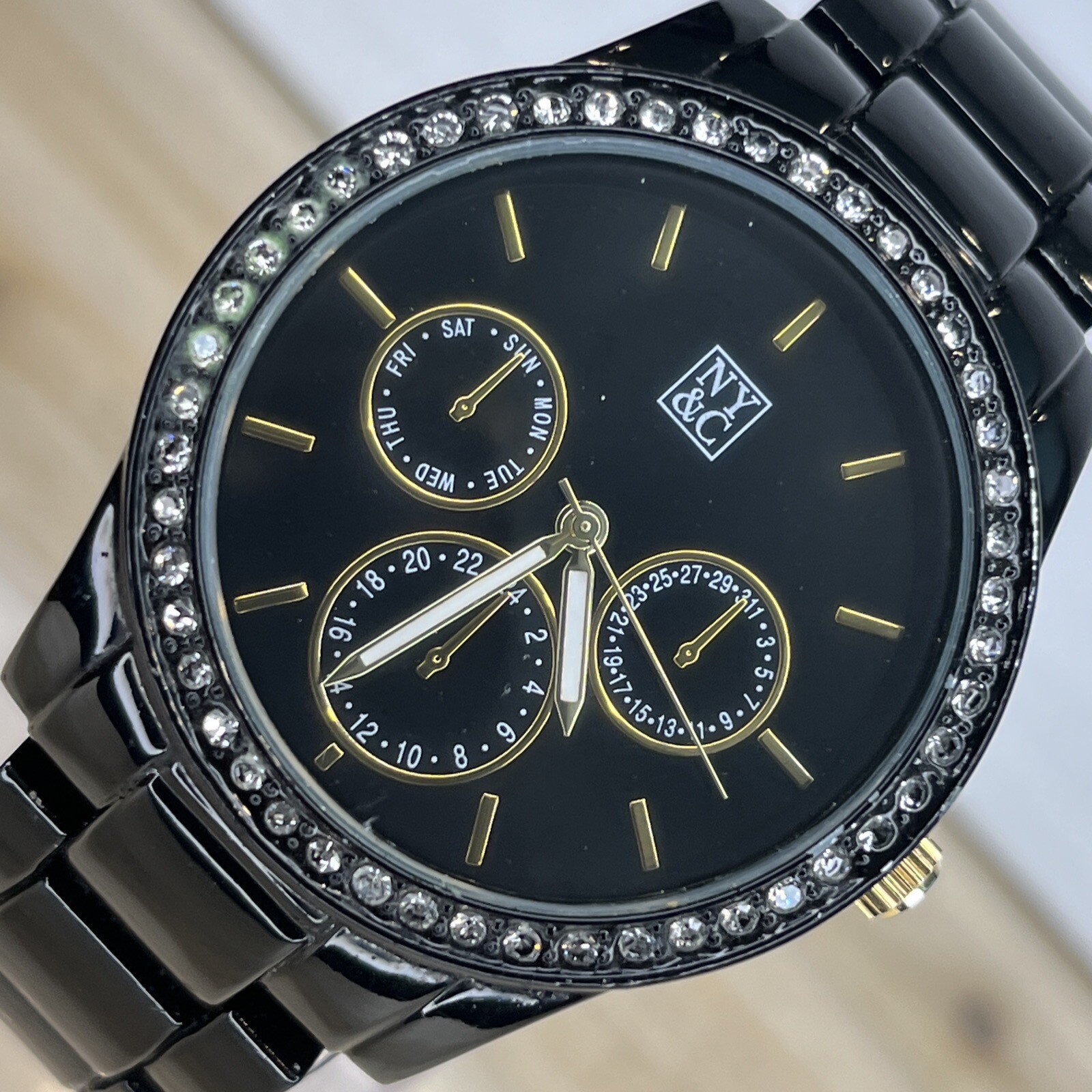 Ny&C Women’s Watch Black Gem Set Bezel Round Dial Jewelry Clasp NEW BATTERY