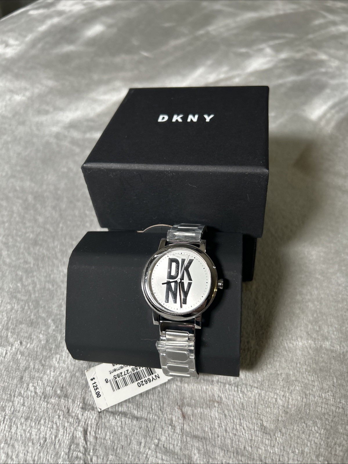 DKNY Soho D Three-Hand Stainless Steel Watch NY6620 With Box And Tags
