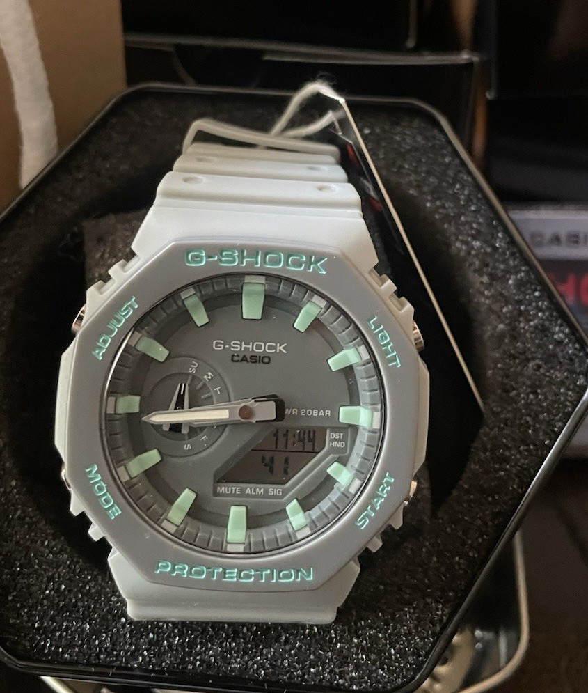 Casio G-SHOCK Analog-Digital Quartz 200m White Resin Watch Gray Dial 45mm