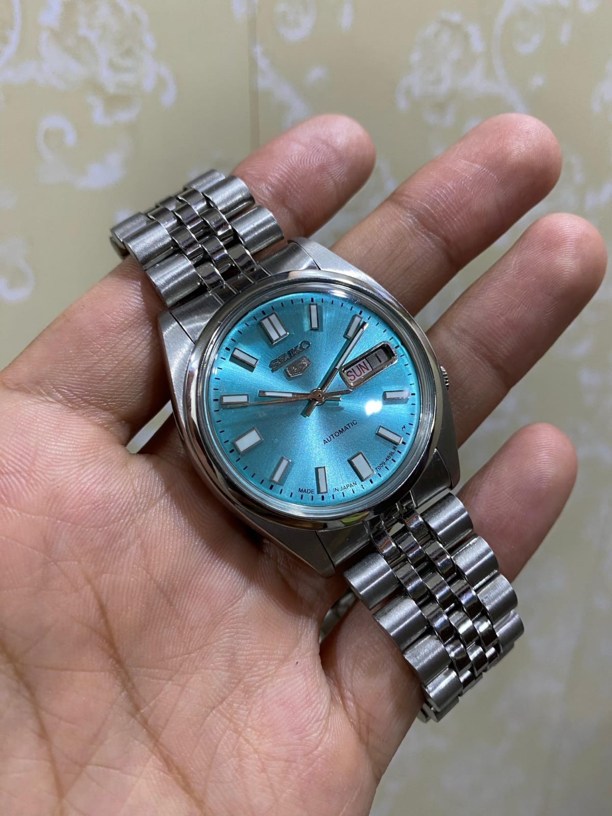 Seiko 5 Automatic Ice Blue 🧊 Dial Men’s Watch Japan Made 7009