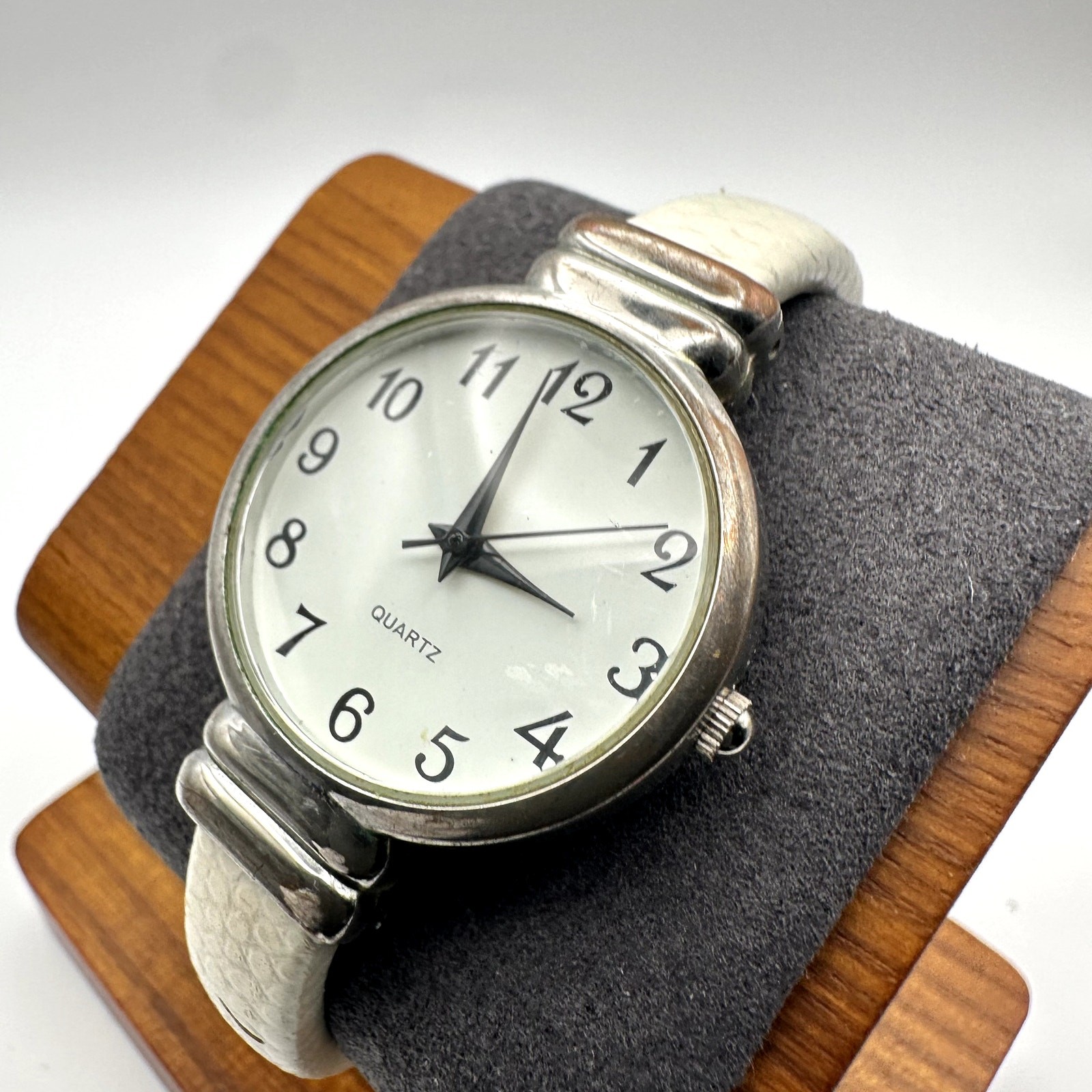 Quartz Cuff Watch White Band Silver Tone Case