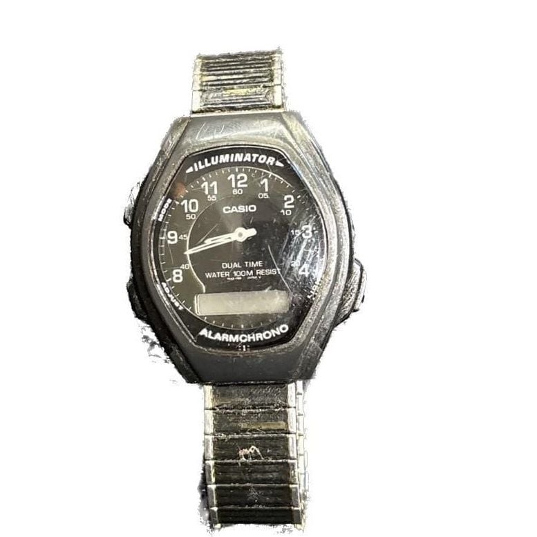 Casio Illuminator AQ-140W Dual Time Quartz Vintage Watch / no battery