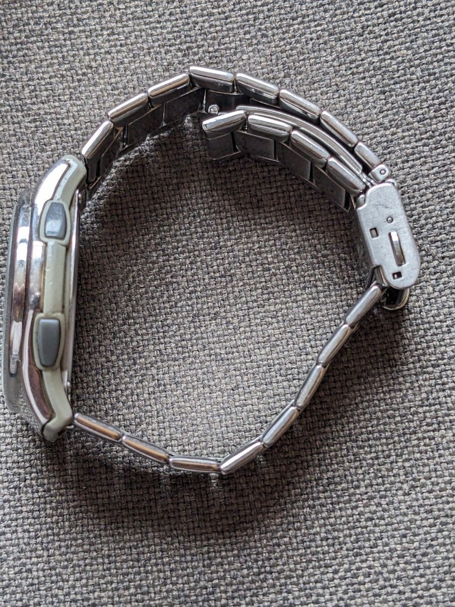 CASIO Waveceptor Radio Solar WVA M600