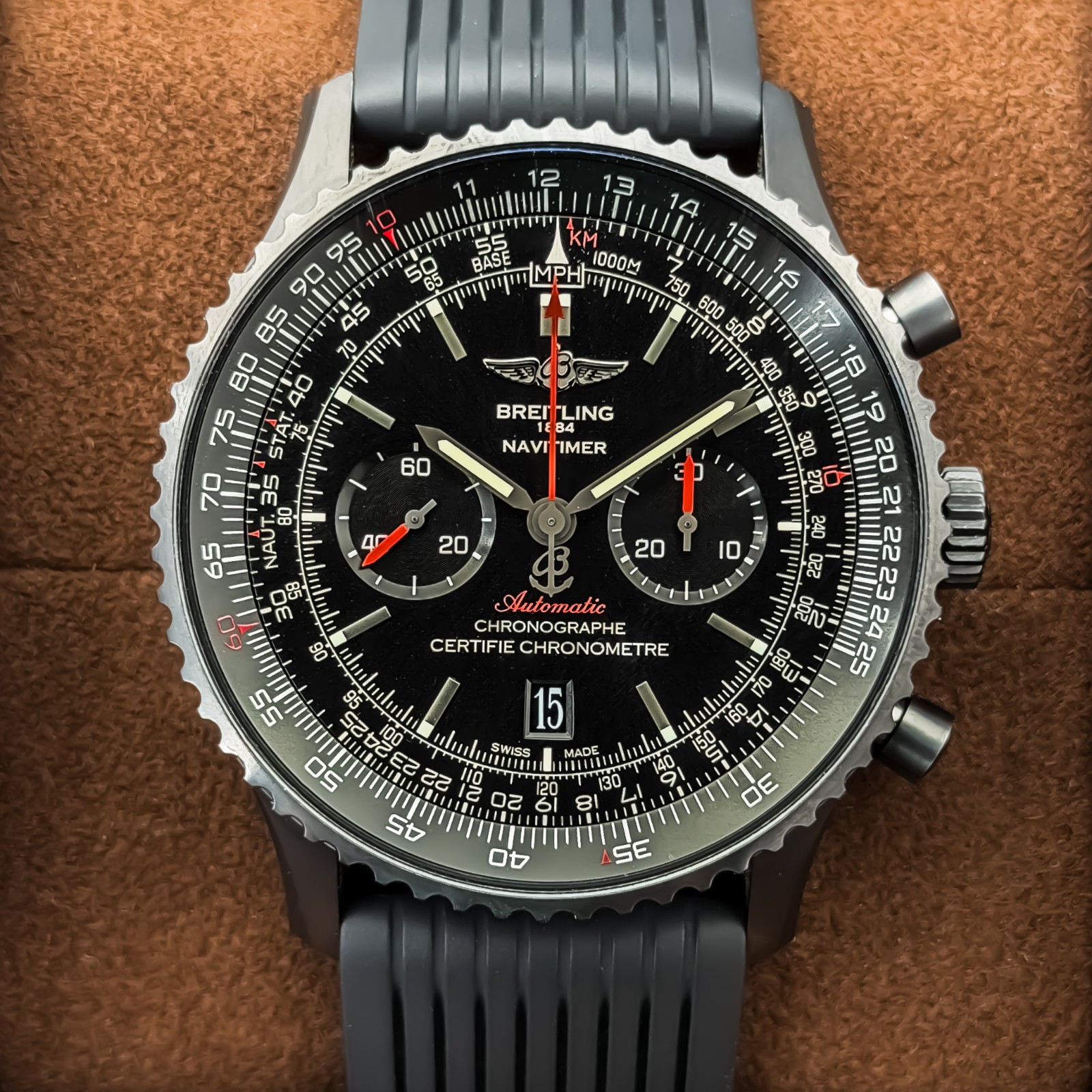 Breitling Navitimer 01 46 MB012822 Black Dial Chronograph Full Set 2016