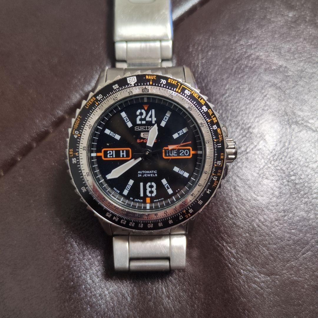 SEIKO 5 Sports Automatic Slide Rule Bezel Day-Date Watch Used