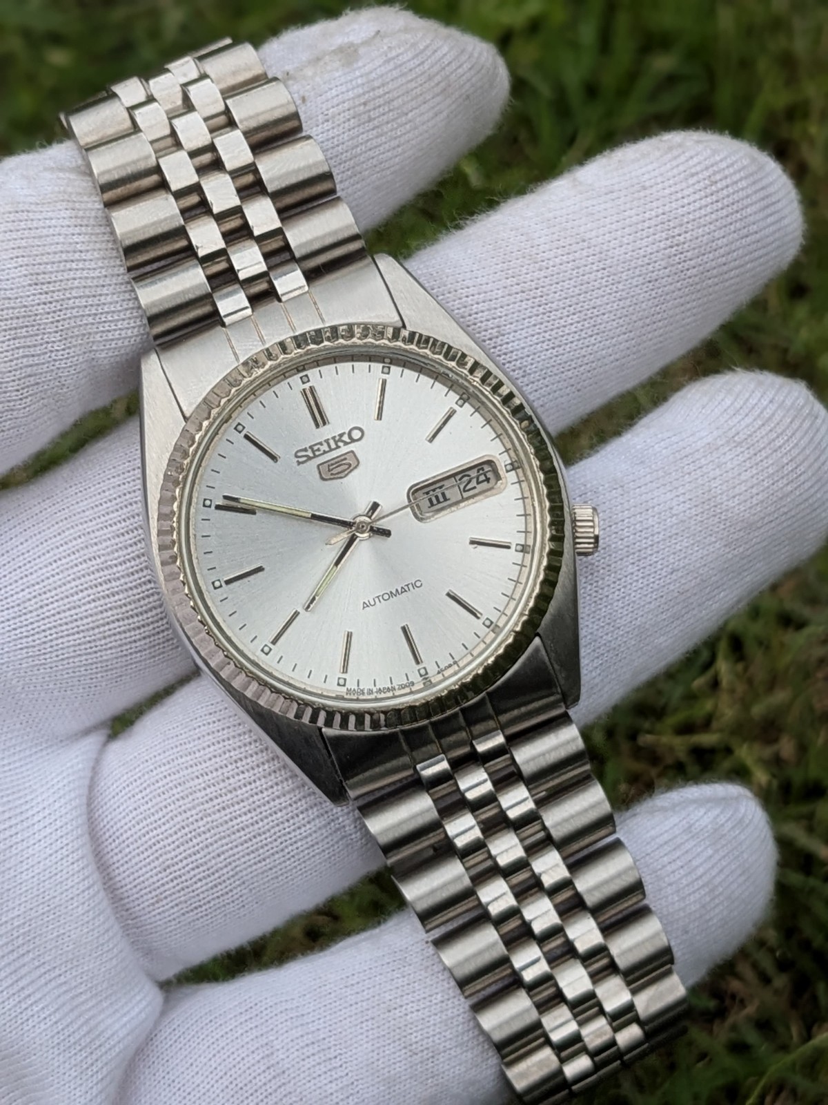 Vintage Seiko 5 Automatic Day/Date 7009-3171 Men’s watch Japan