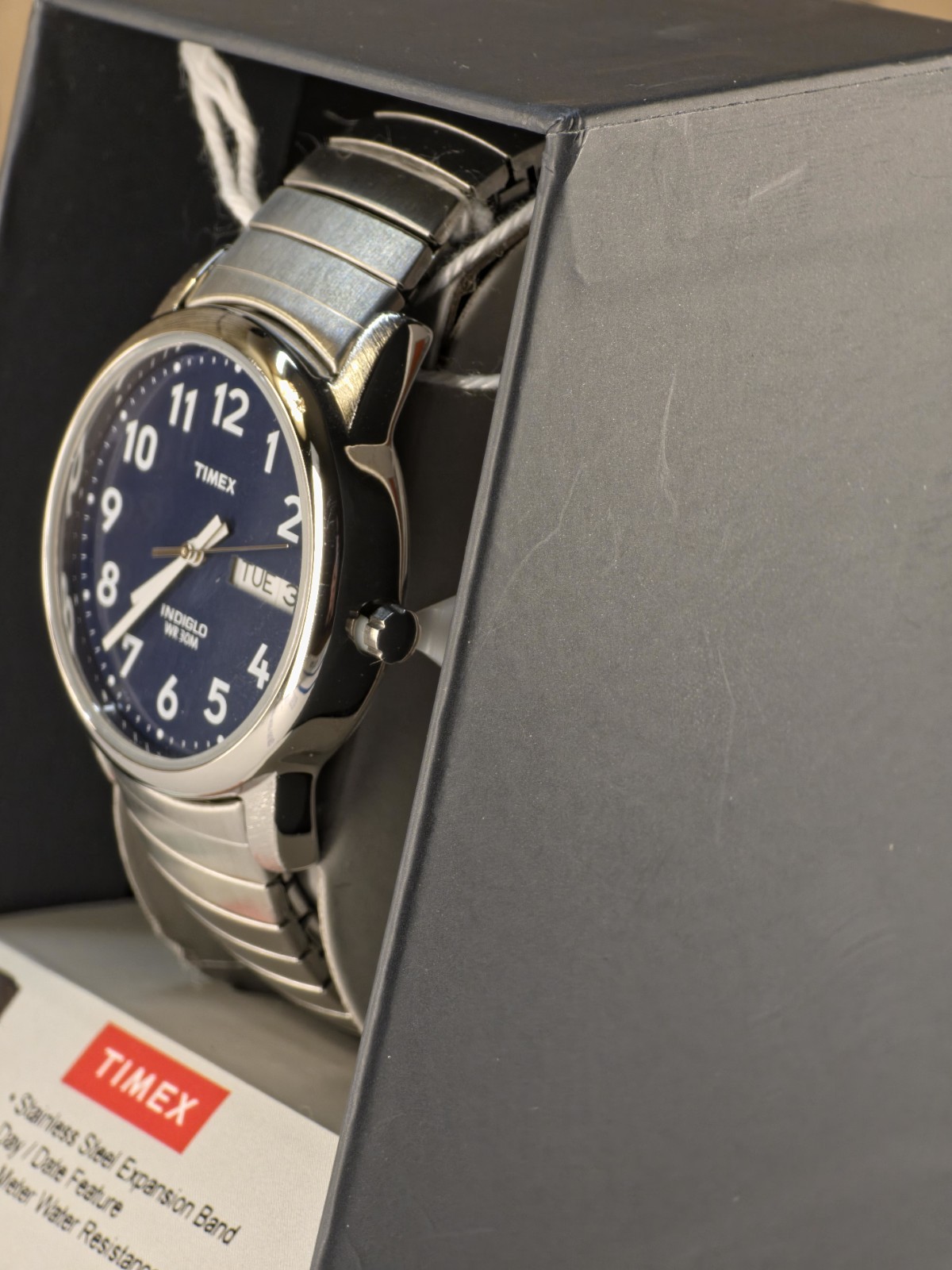 Timex T20031, Easy Reader, Men’s, Silvertone Expansion, Indiglo, Day/Date, NEW