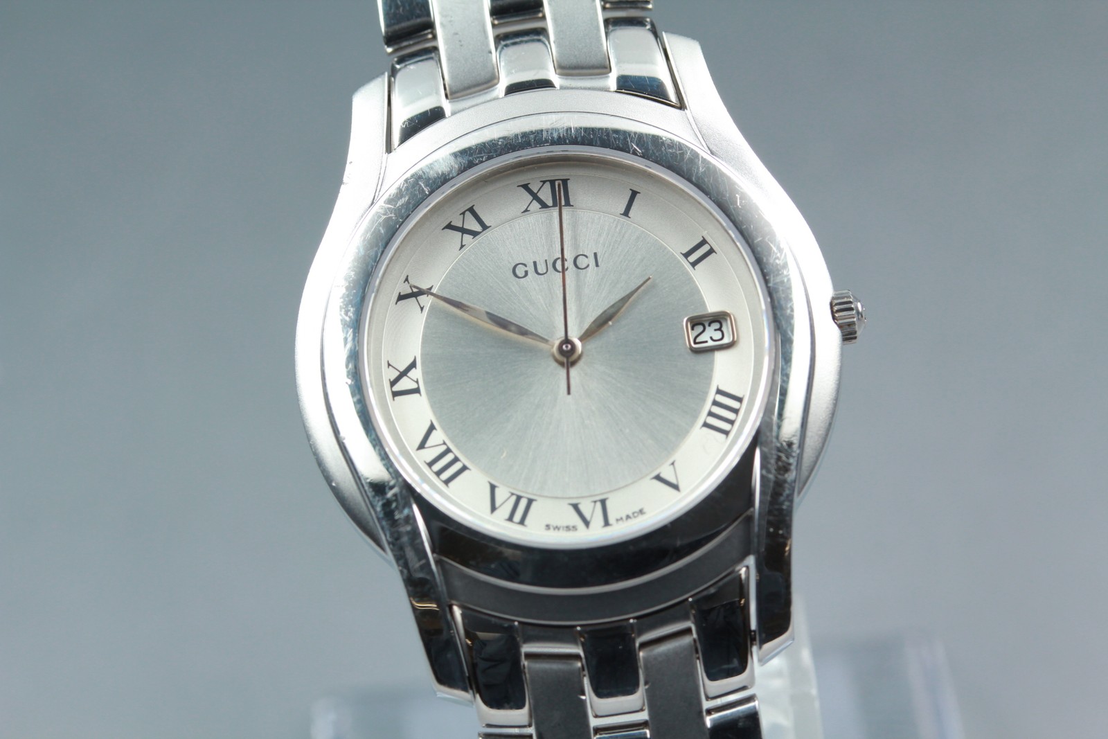 Vtg.[N MINT] GUCCI 5500M Day Roman Bracelet 35mm Silver Quartz Men’s Watch JAPAN