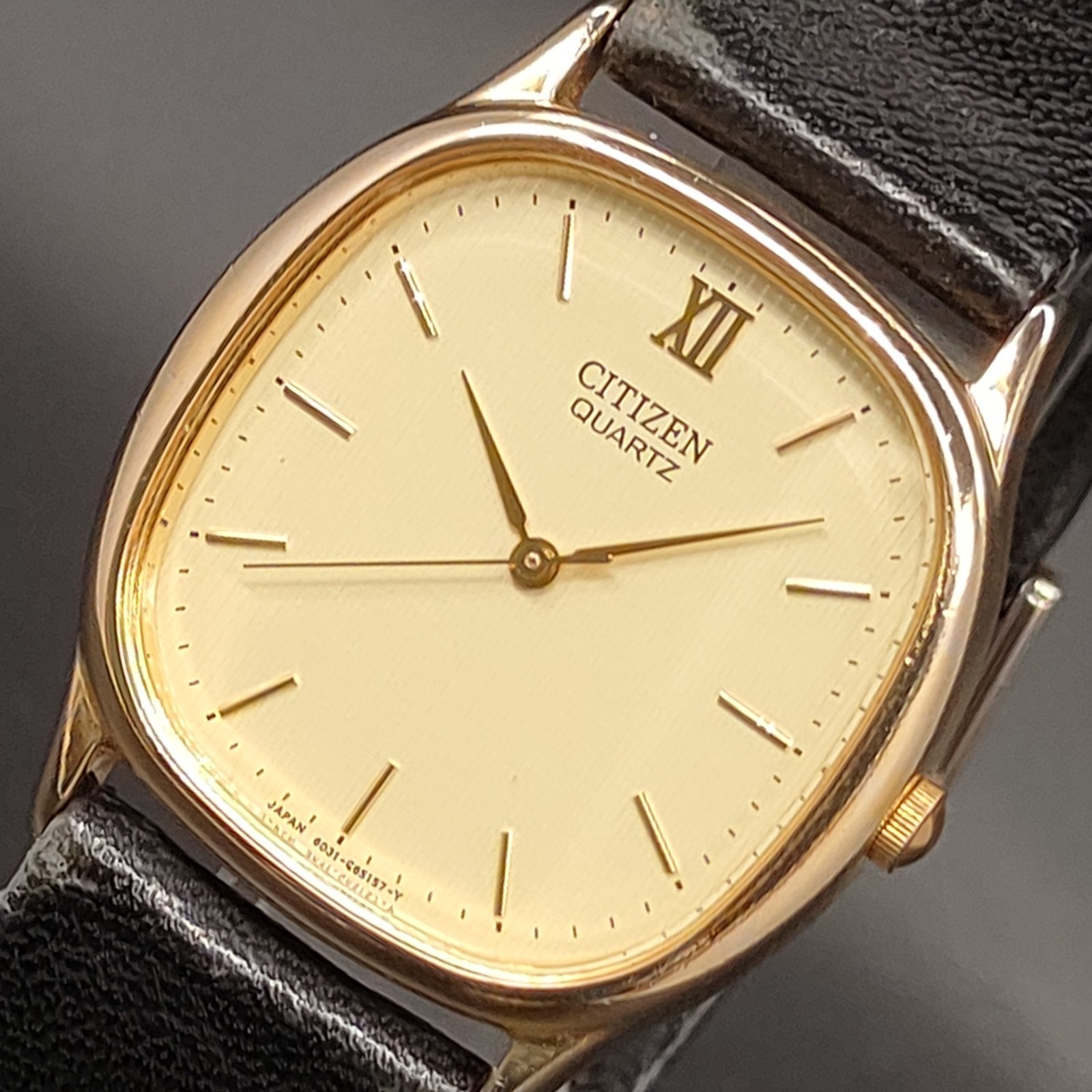 Vintage 1998 NEAR MINT CITIZEN CQ 6031-G14440 Gold Tone Qz 32mm Mens Watch JAPAN