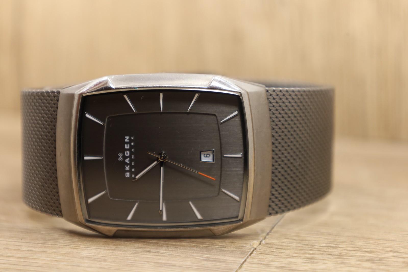 Mens Skagen Denmark Titanium Rectangle Calendar Watch New Batt SKW6012