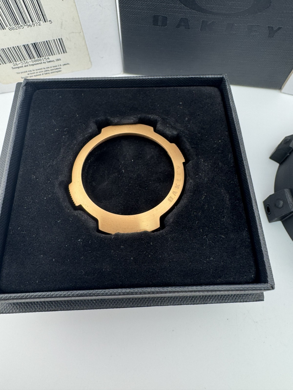 OAKLEY KILL SWITCH STEALTH BLACK WHITE W/ EXTRA ROSE GOLD BEZEL WATCH 26-331 NEW