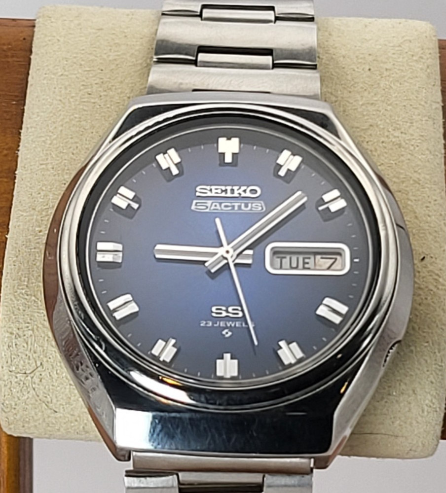 Vintage Seiko 5 Actus SS Automatic Day Date Function Men’s Watch 38mm Lot 107