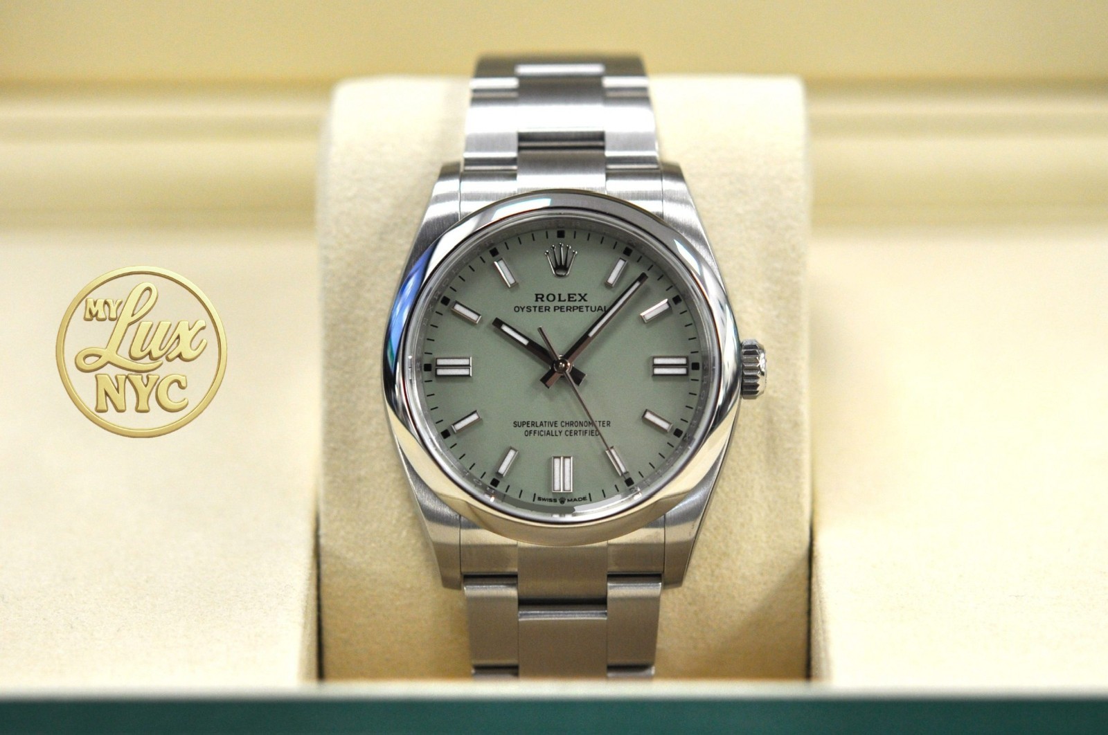 2026 New, unworn Rolex Oyster Perpetual 36mm 126000 Pistachio Dial, Full Set.